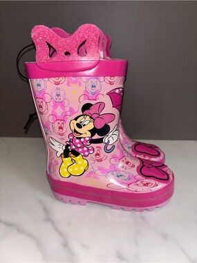 Minnie Mouse Pink Rain Boots